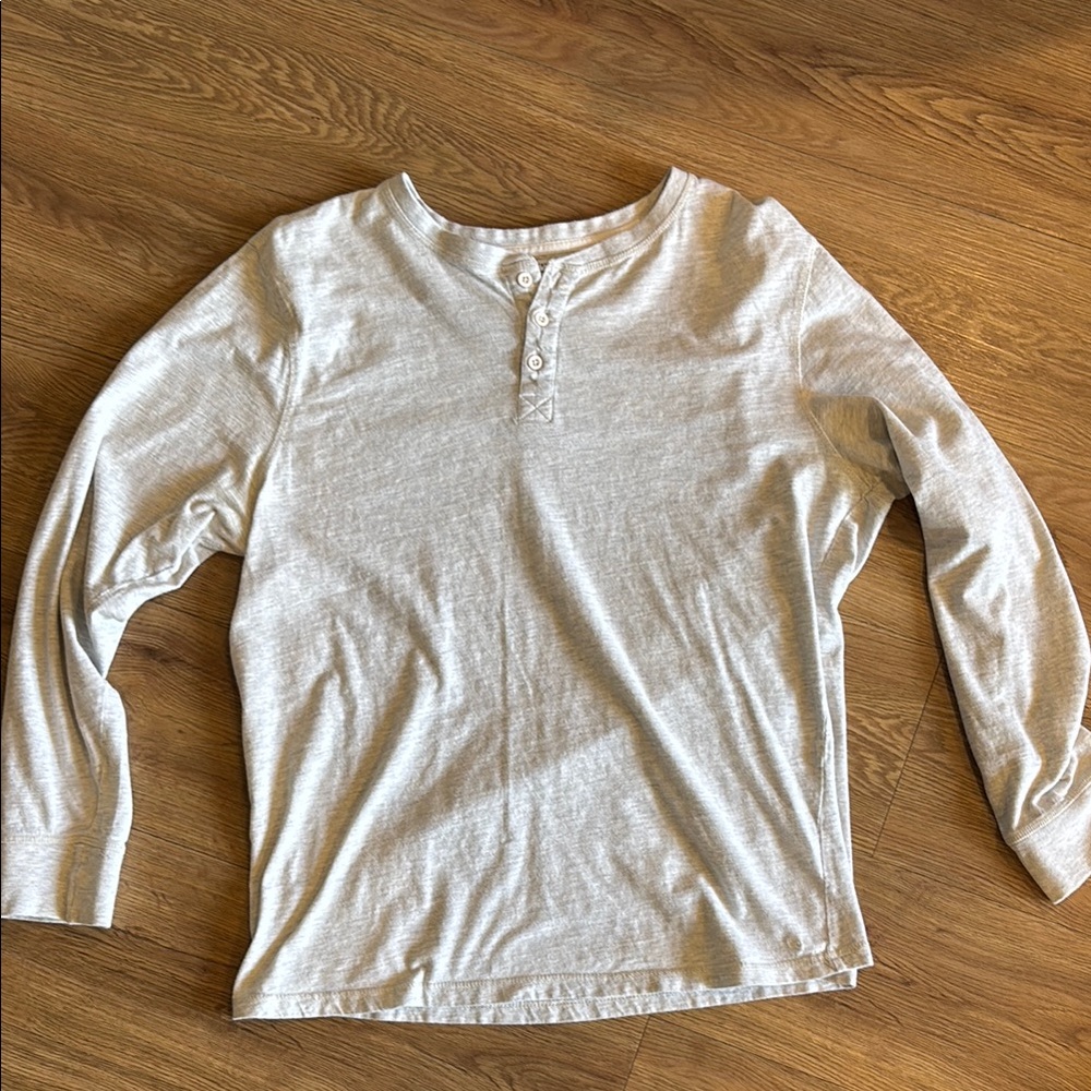 Men’s Light Gray Long Sleeve Shirt